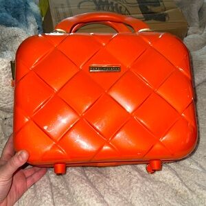 Traveling bag for makeup hair things and etc